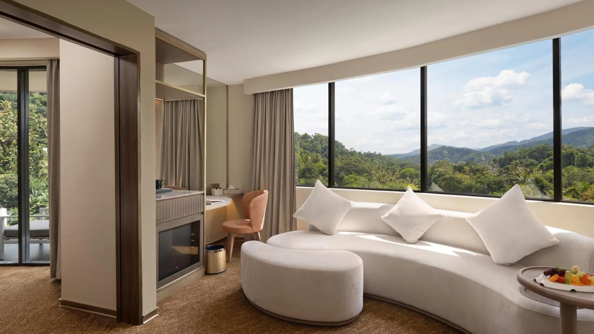 The Golden Crown Hotel Kandy Sri Lanka